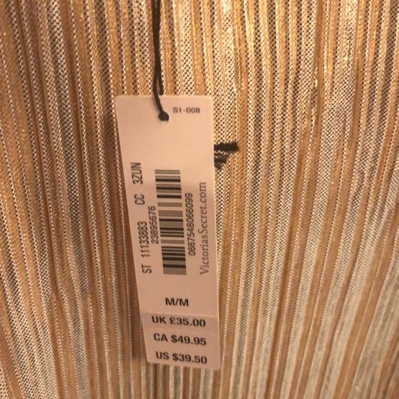 🤩- Victoria’s Secret shine pleat crop cami in sizeM - Picture 4 of 5